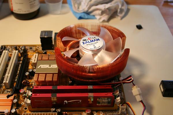 Mounted cooling fan